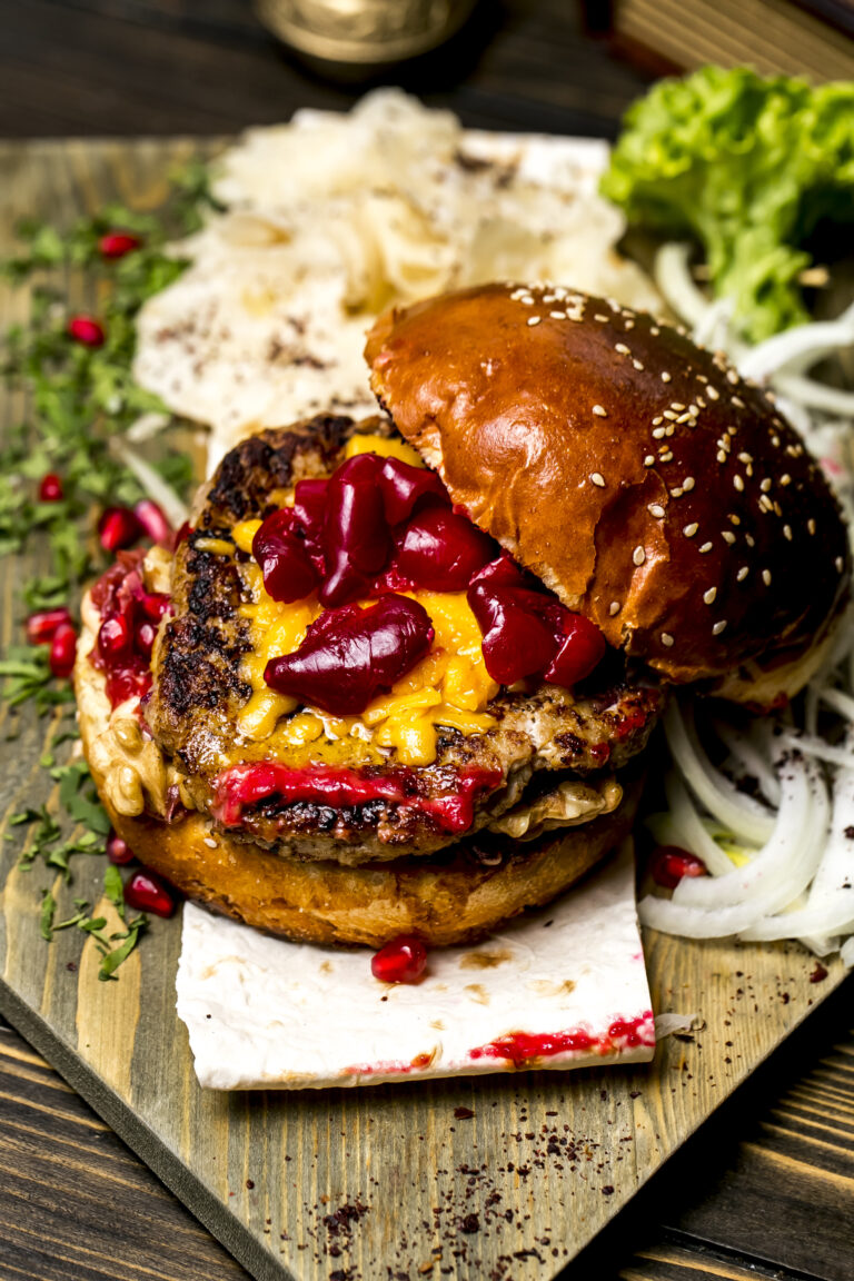 Garlic Butter Bacon Cheeseburger