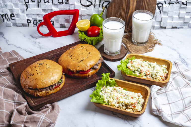 SONIC® Cheeseburger Price, Calories, Ingredients & Review